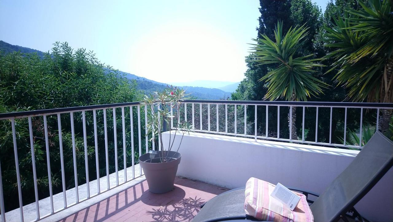 Le Domaine De La Feuilleraie Bed & Breakfast Coaraze Exterior photo